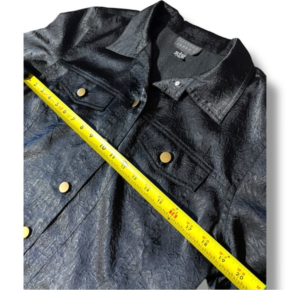 Spenser Jeremy Black Satin Long Sleeve Gold Buttons Collared Simple Chic Shirt - Picture 11 of 15